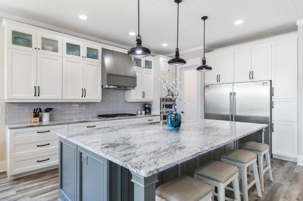 Modern Kitchen Remodeling in Santa Clarita